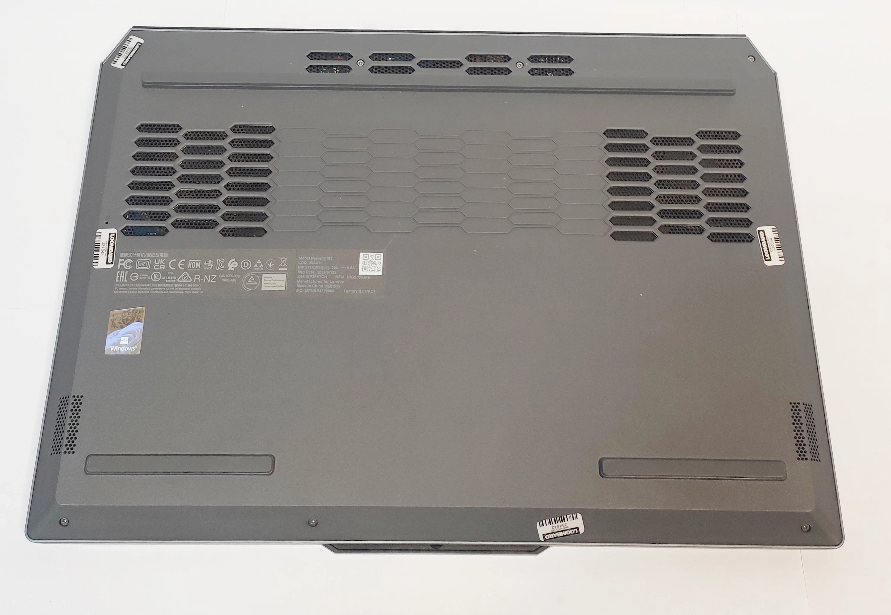 laptop-lenovo-loq-15iax9-komplet-liczba-rdzeni-procesora-4329-7