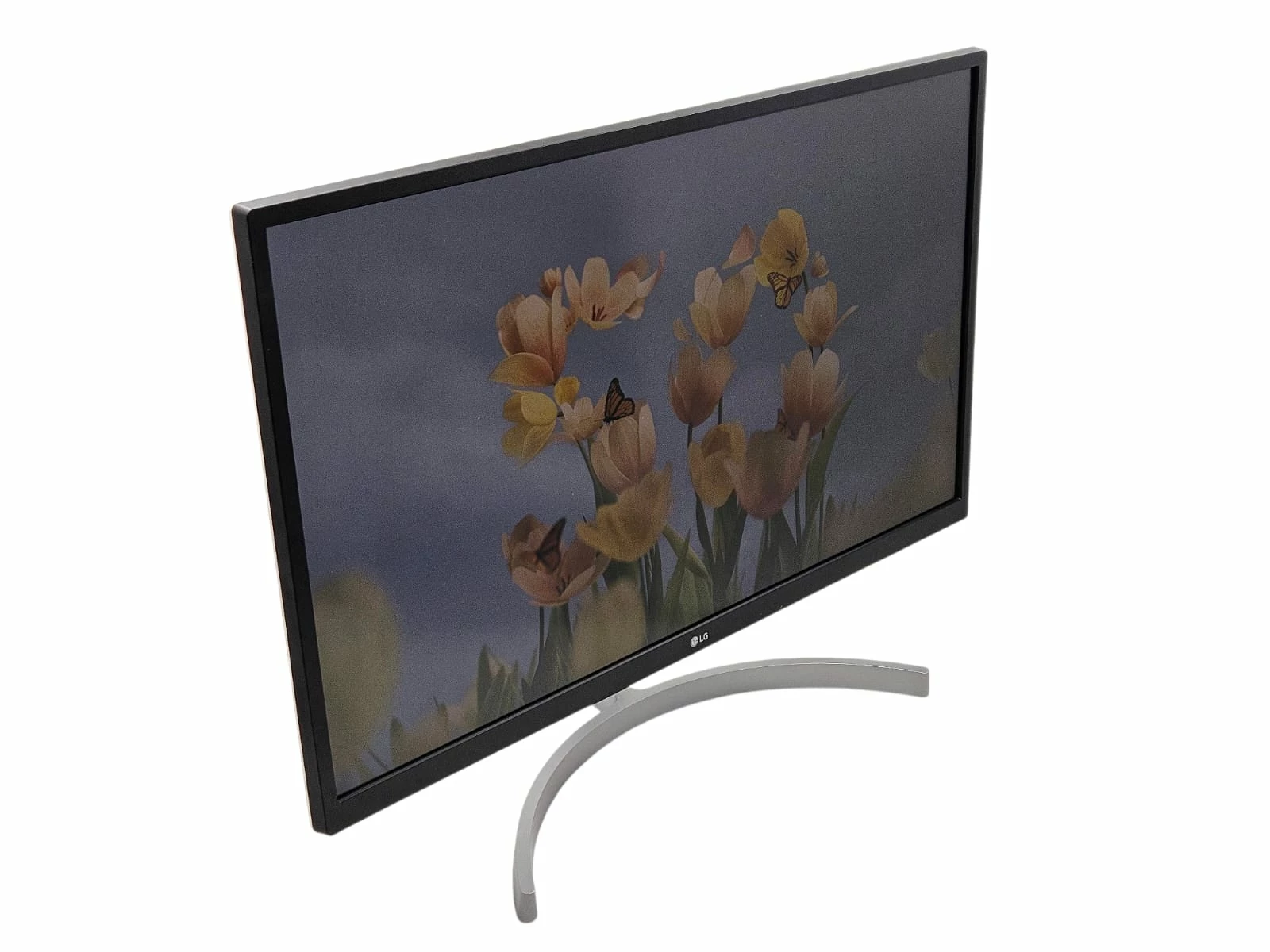 monitor-lg-27ul500-w-27-4k-uhd-3840-x-2160-60hz-ips-5ms-ean-gtin-8806098421114