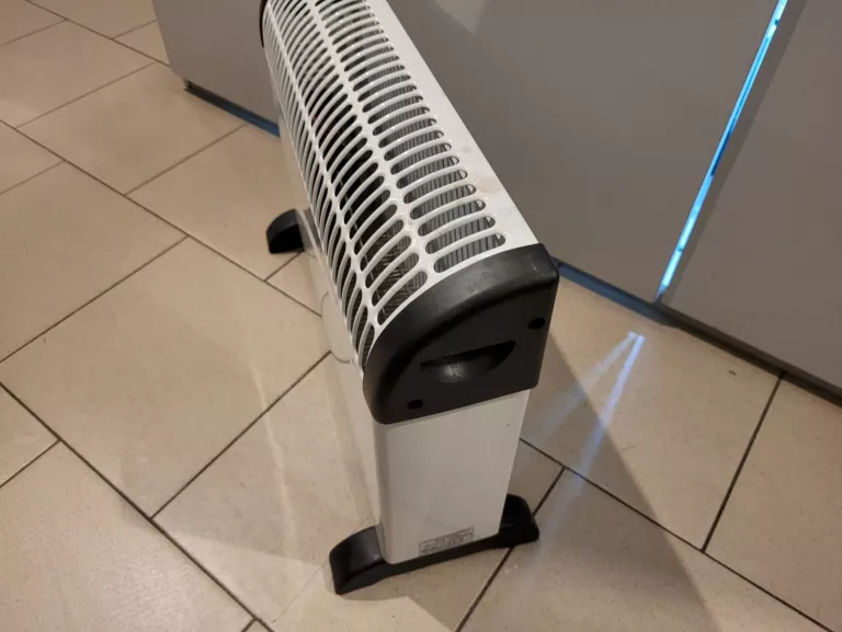 grzejnik-elektryczny-konwektorowy-volteno-vo0267-2000-w-ean-gtin-5901508172679