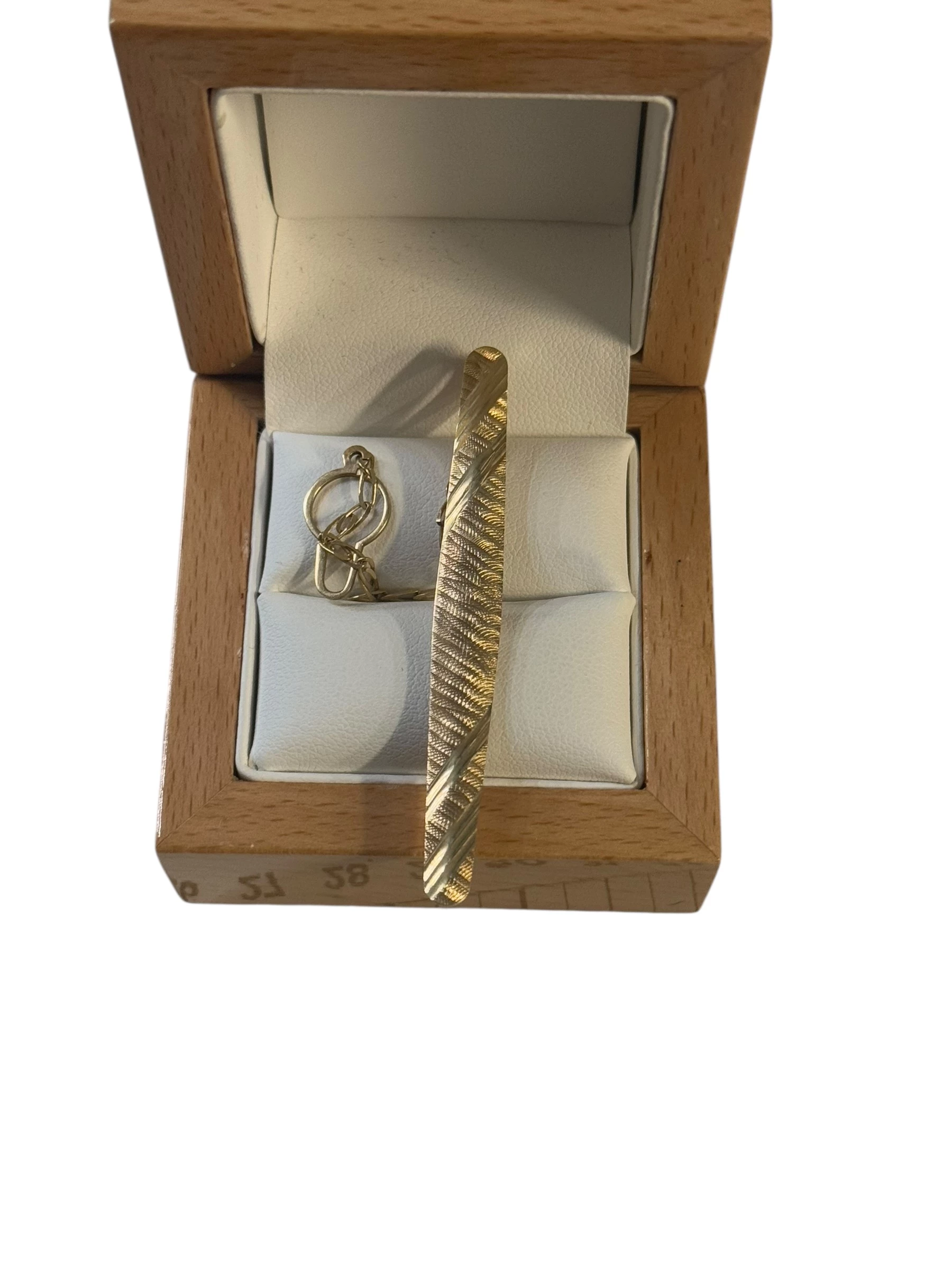 piekna-zlota-spinka-do-krawatu-p585-kamien-17088-524288