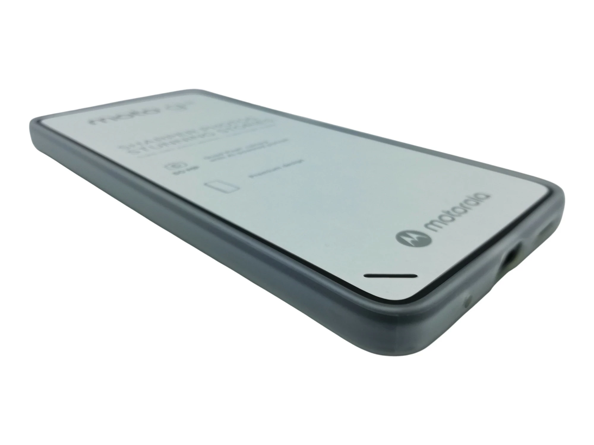 telefon-motoroloa-moto-g05-komplet-kod-producenta-xt2523-3