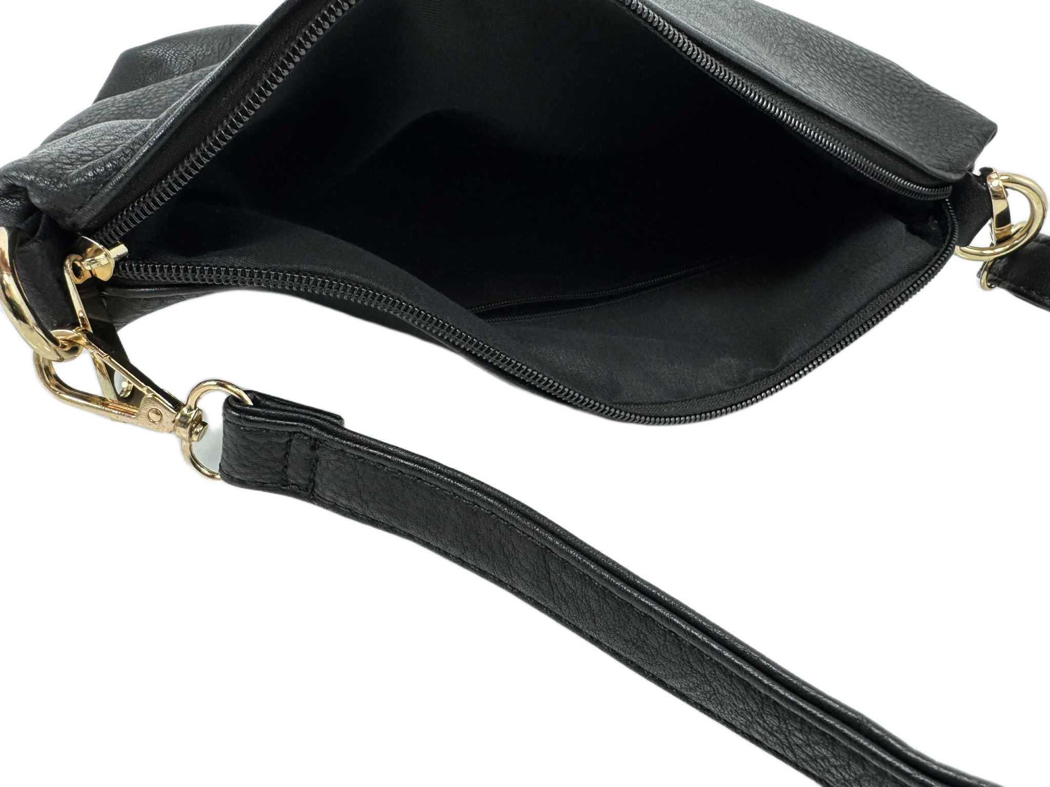 czarna-torebka-mala-zwyciestwa-9-gliwice-g1