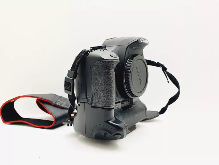 lustrzanka-canon-500d-efs-18-200mm-grip-canon-bg-e20-torba-rozdzielczosc-1500