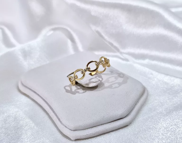 zloto-585-14k-zloty-pierscionek-z-motywem-ogniw-lancucha-rozm-18-095-g-stan-11323-238058