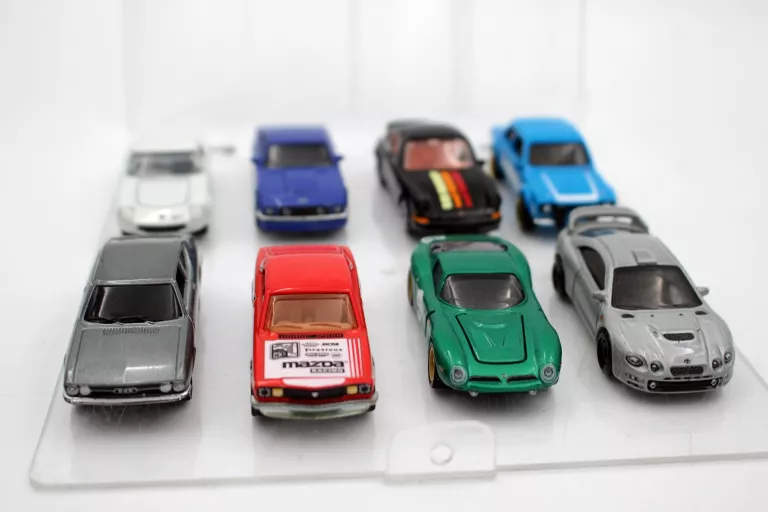 zestaw-kolekcjonerski-hot-wheels-24szt-wiek-dziecka-3475-45