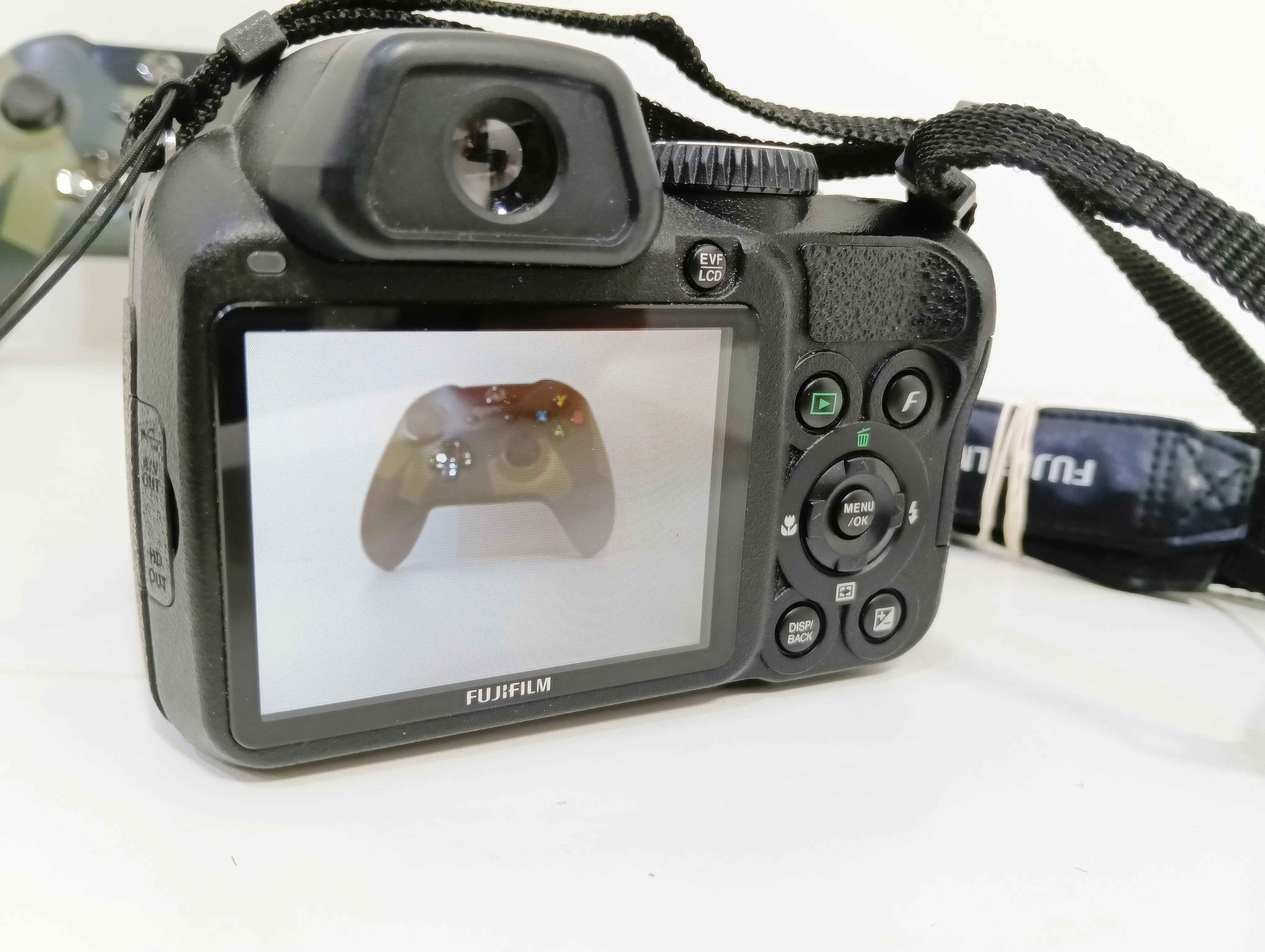 aparat-fujifilm-finepix-s2100hd-kod-producenta-finepix-s2000hd