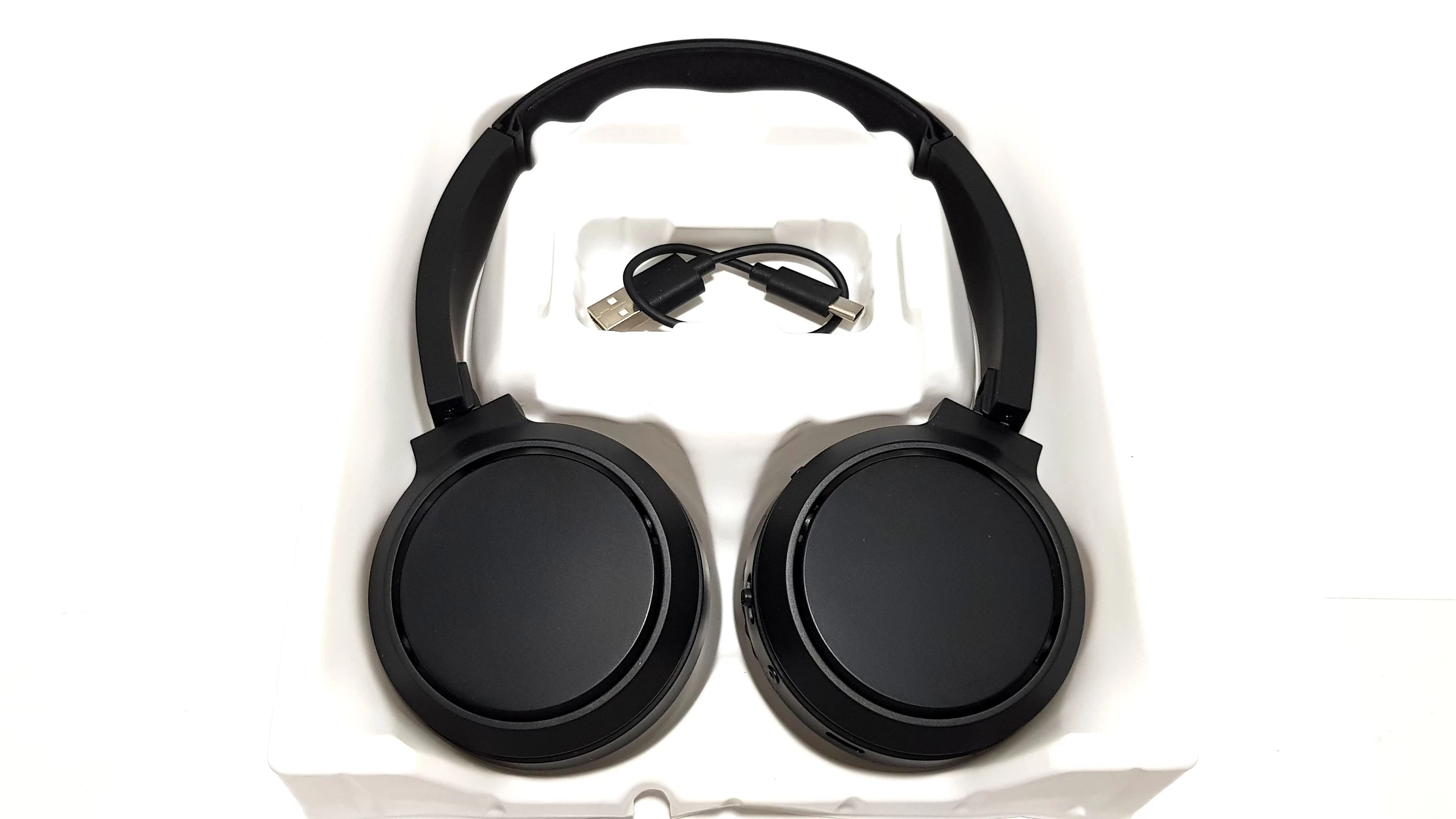 sluchawki-philips-4000-series-tah4205xt-pudelko-kabel-stan-bdb-kolor-dominujacy-129357-3