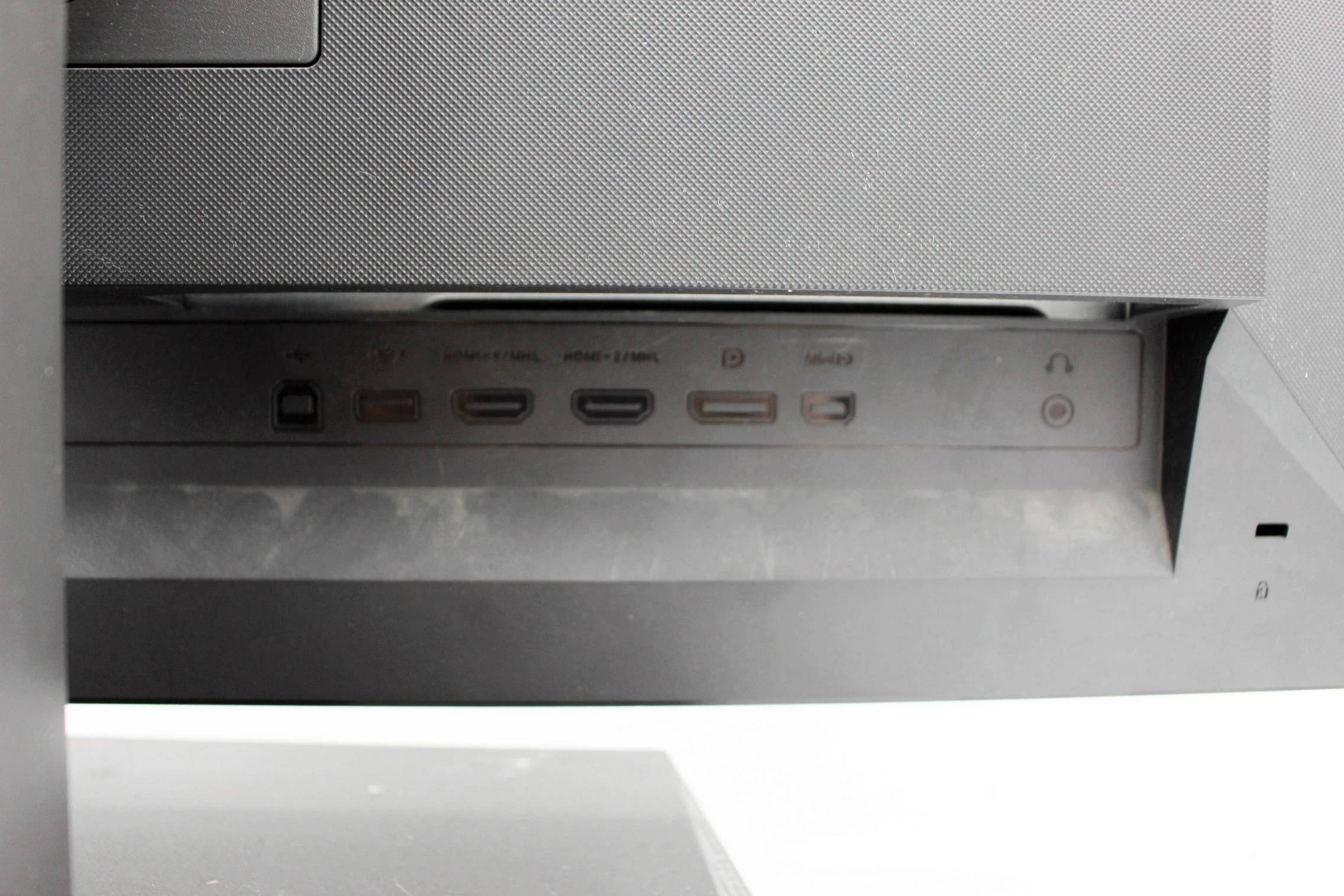 monitor-led-asus-mg279q-27-2560-x-1440-px-ips-pls-typ-matrycy-206590-228086