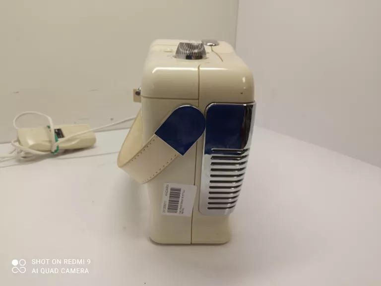 radio-biale-w-stylu-retro-zasilanie-209202-281177
