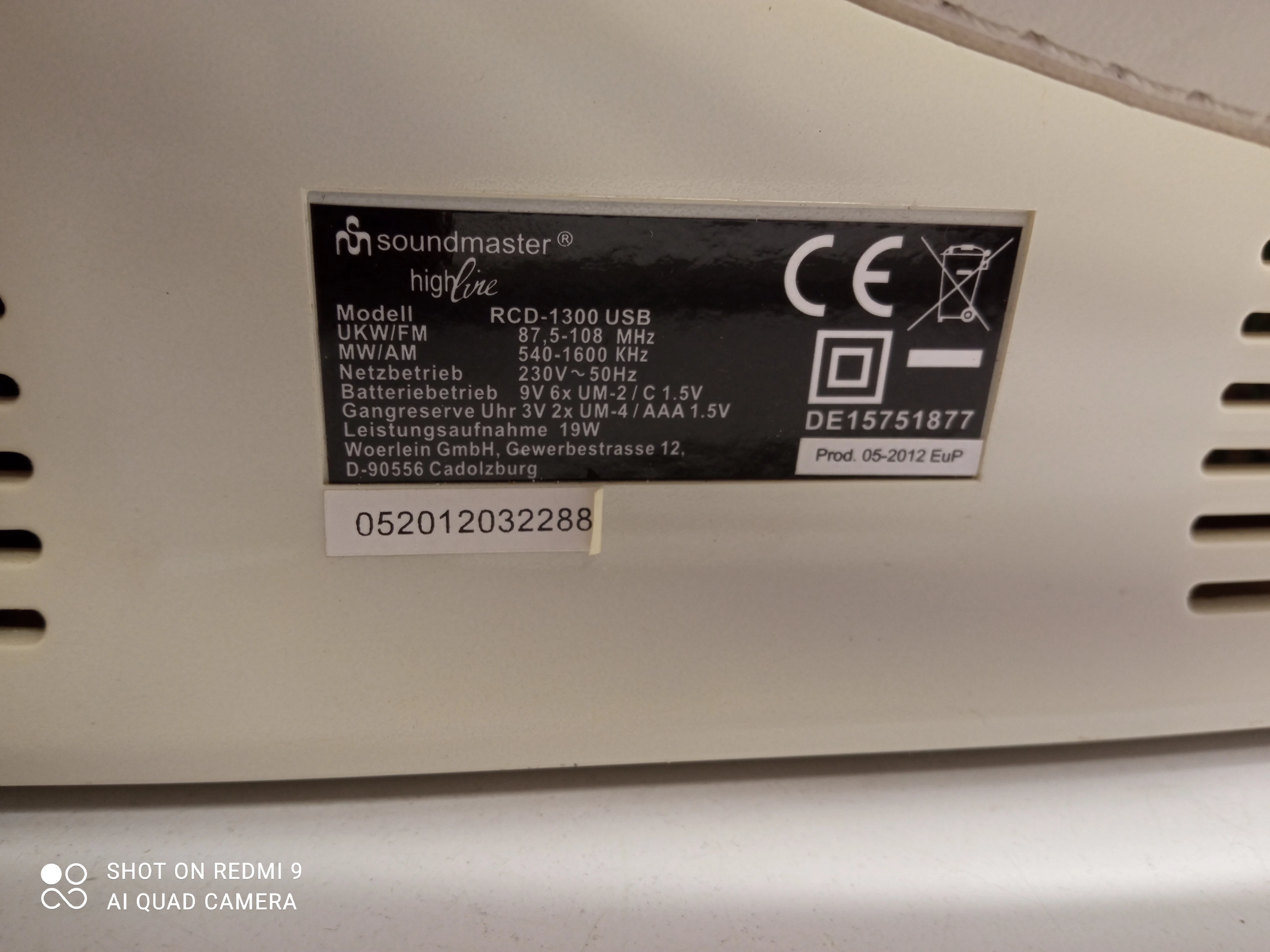 radio-biale-w-stylu-retro-waga-produktu-z-opakowaniem-jednostkowym-0500