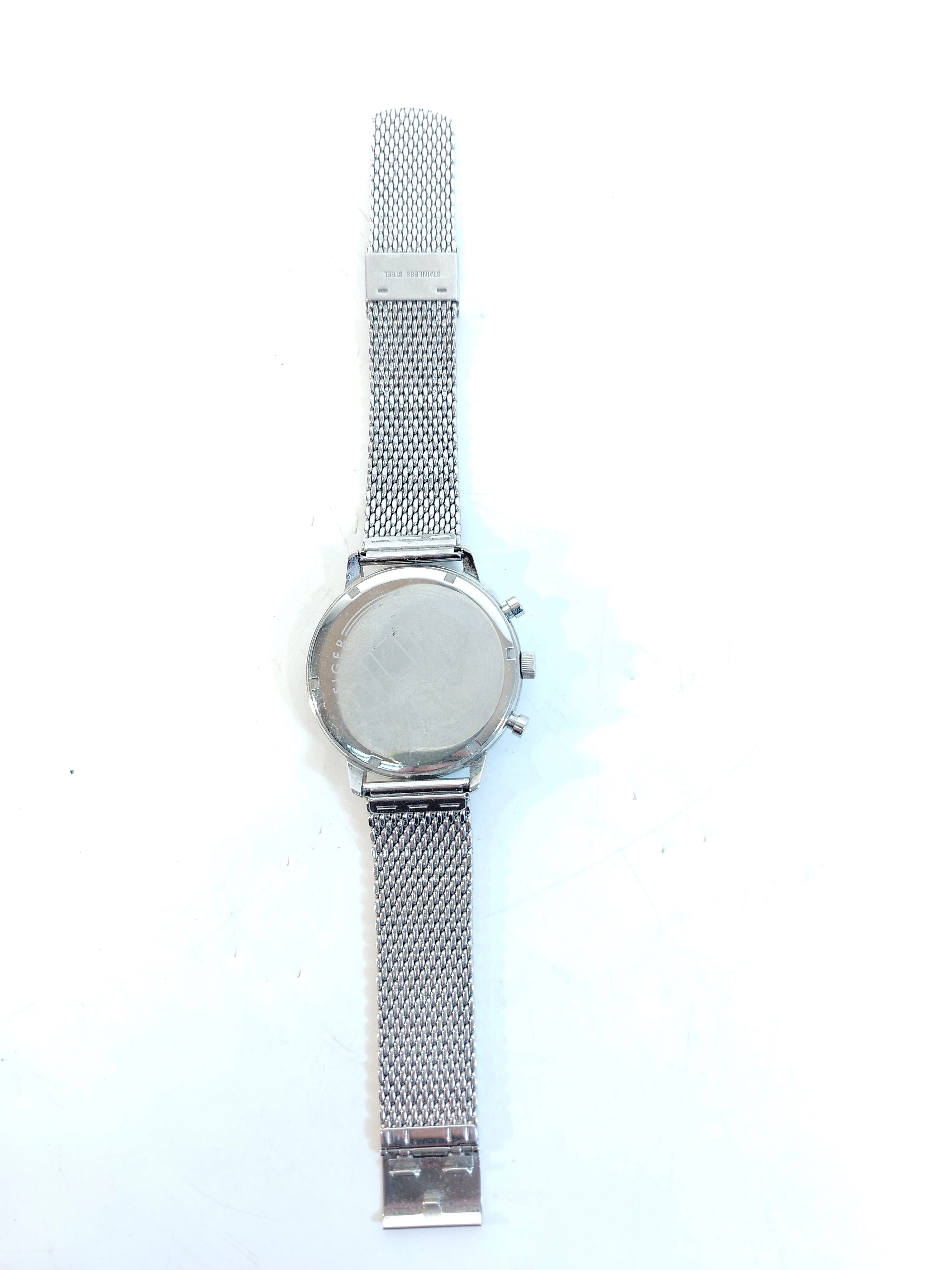 zegarek-tommy-hilfiger-419-rysa-na-szkle-ksztalt-koperty-129223-2