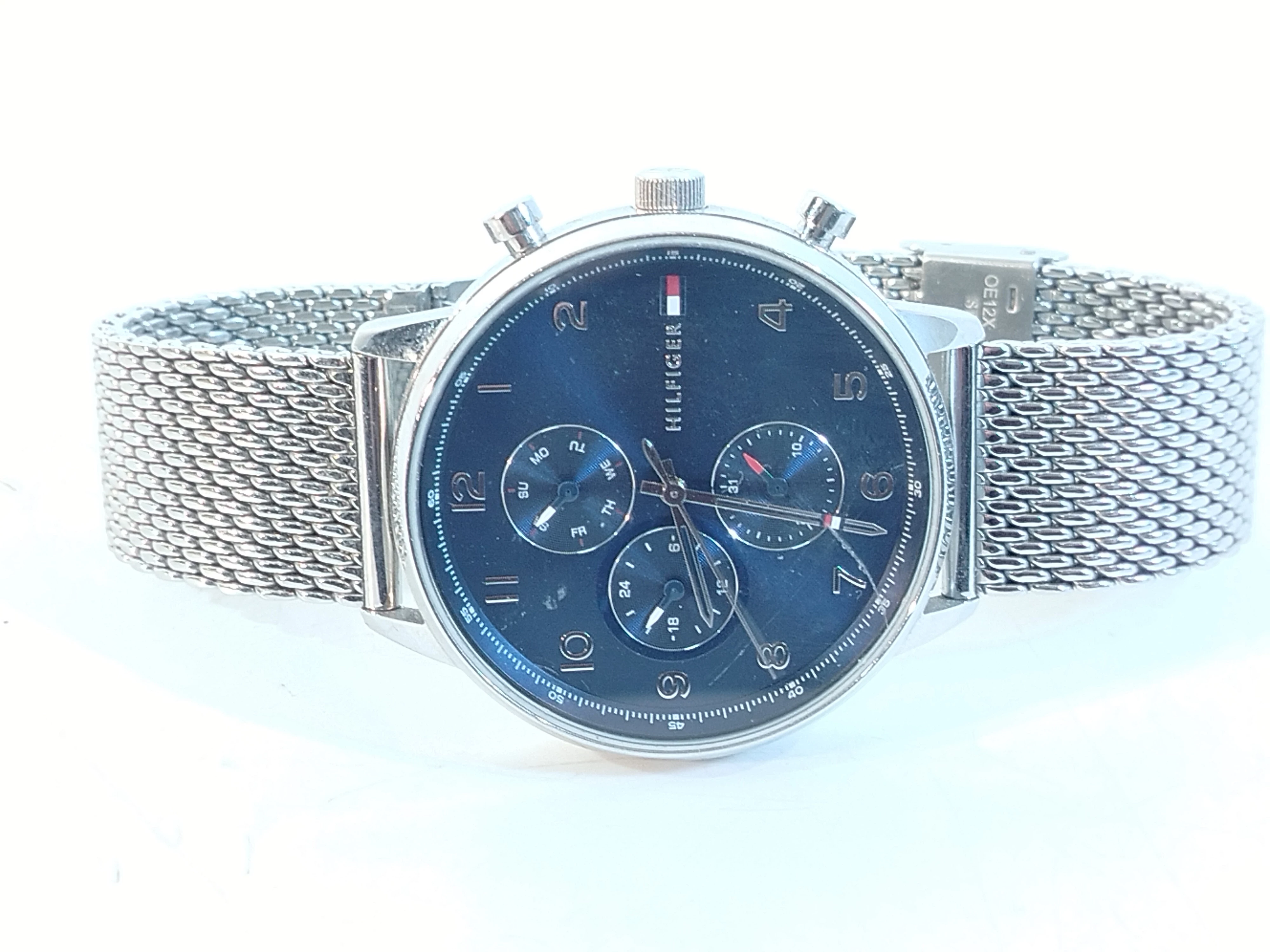 zegarek-tommy-hilfiger-419-rysa-na-szkle-plac-wolnosci-5-grojec