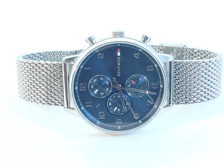 zegarek-tommy-hilfiger-419-rysa-na-szkle-plac-wolnosci-5-grojec