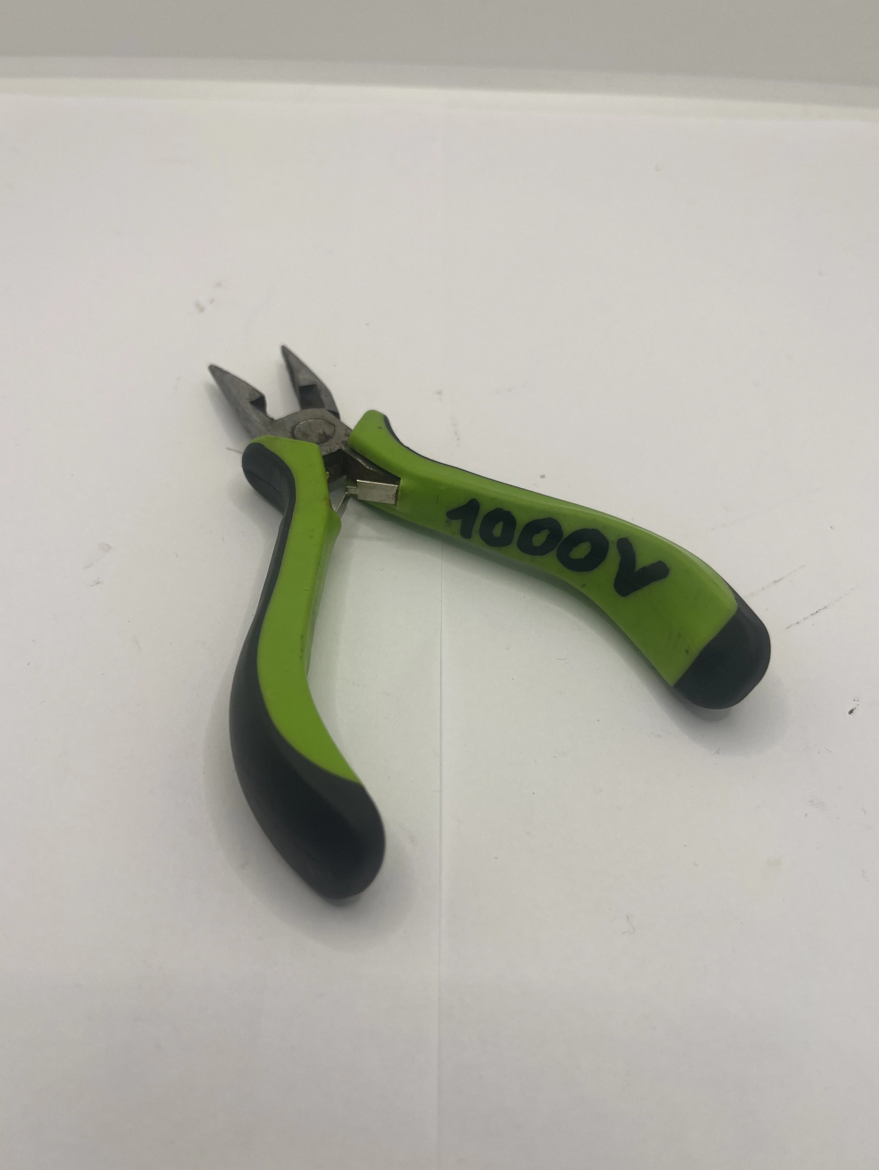 szczypce-niteo-tools-dworcowa-26-bytom