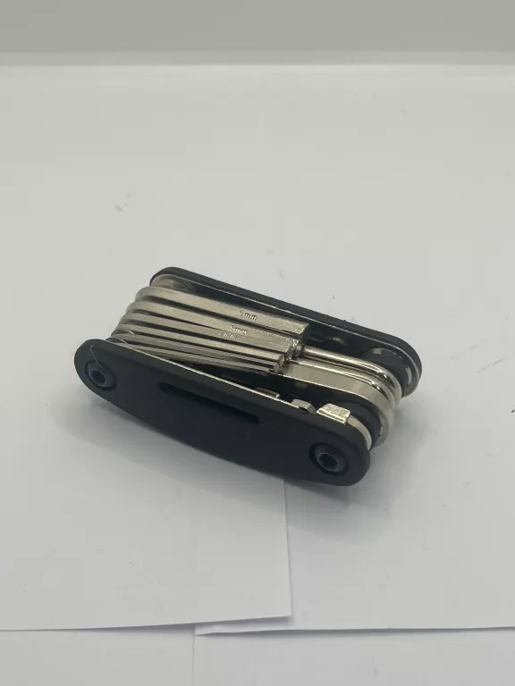 multitool-16w1-zestaw-kluczy-dworcowa-26-bytom