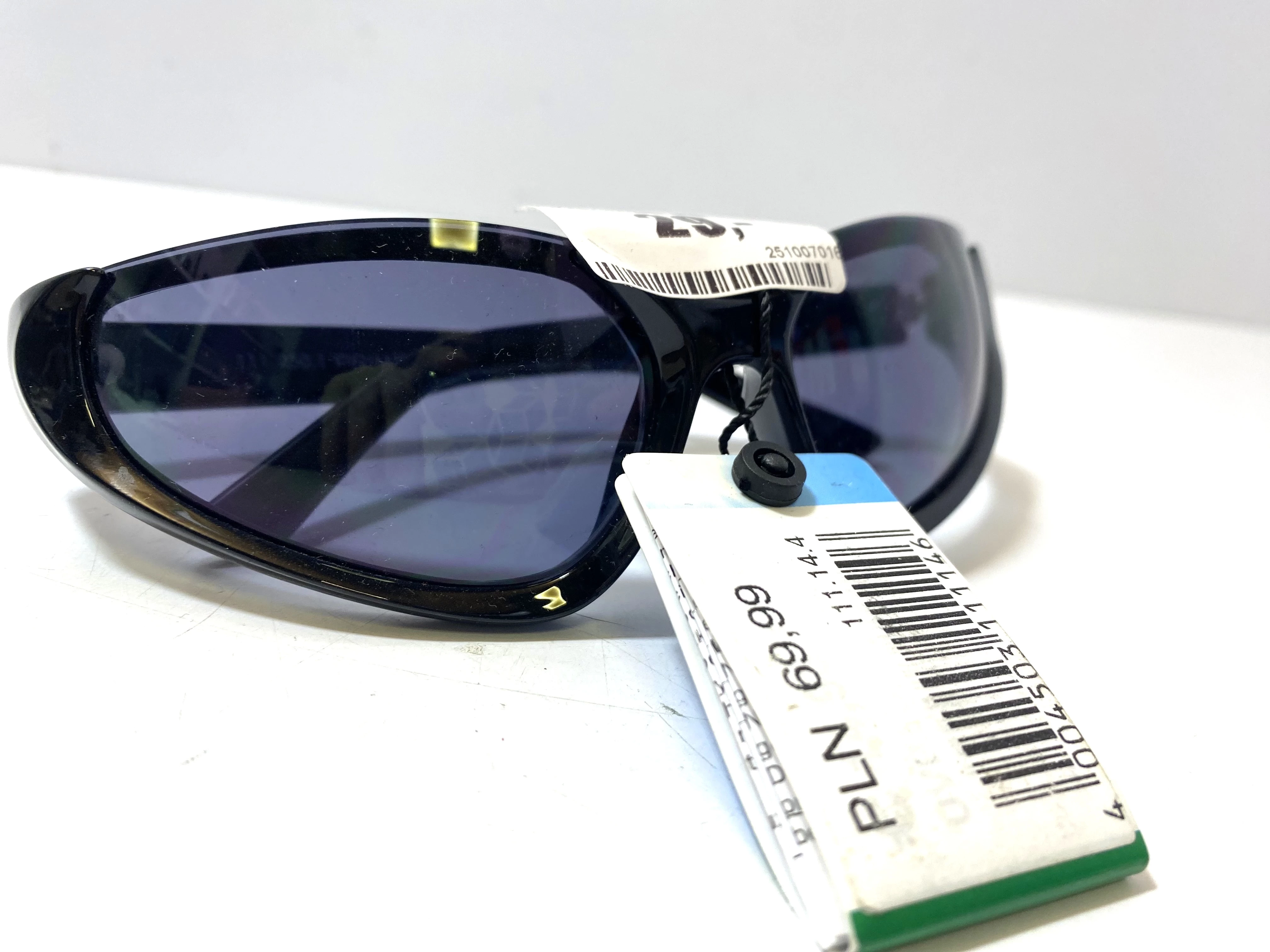 okulary-przeciwsloneczne-mix-ean-gtin-5905700363880