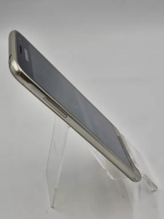 telefon-samsung-j3-2016-duos-8gb-15gb-ram-typ-202685-212929