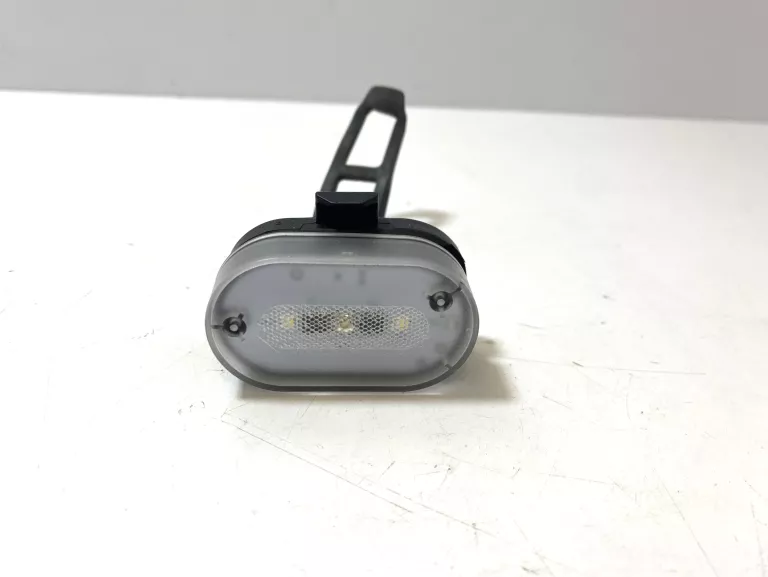 lampka-rowerowa-tyl-starowislna-16-krakow