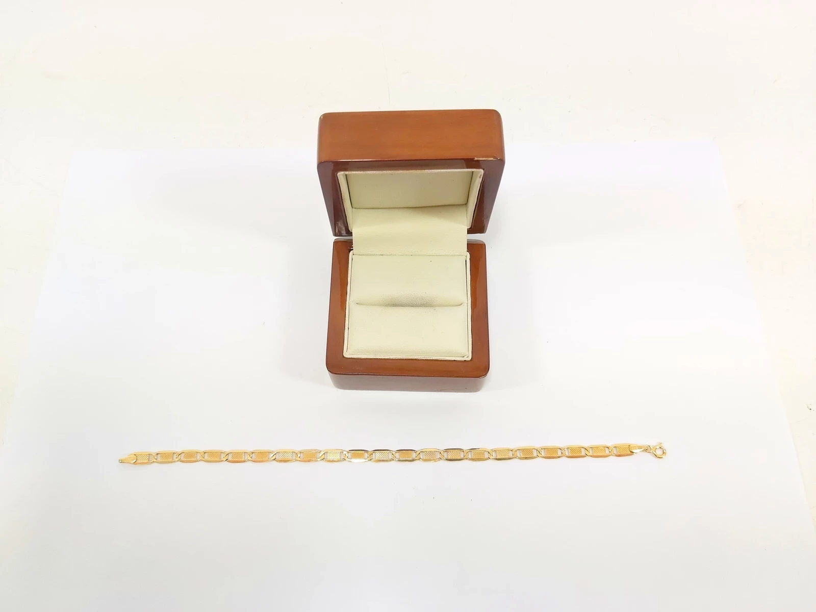 blyszczaca-zlota-bransoletka-proby-585-dl-19cm-zloto-14k-kamienie-221-64