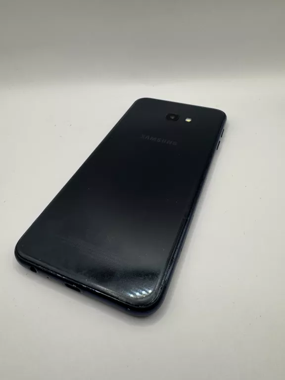 samsung-galaxy-j4-232gb-przekatna-ekranu-600