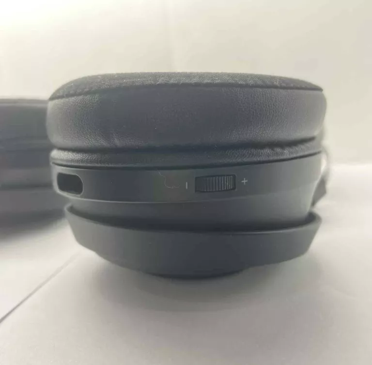 sluchawki-przewodowe-razer-nari-rodzaj-sluchawek-203681-217745