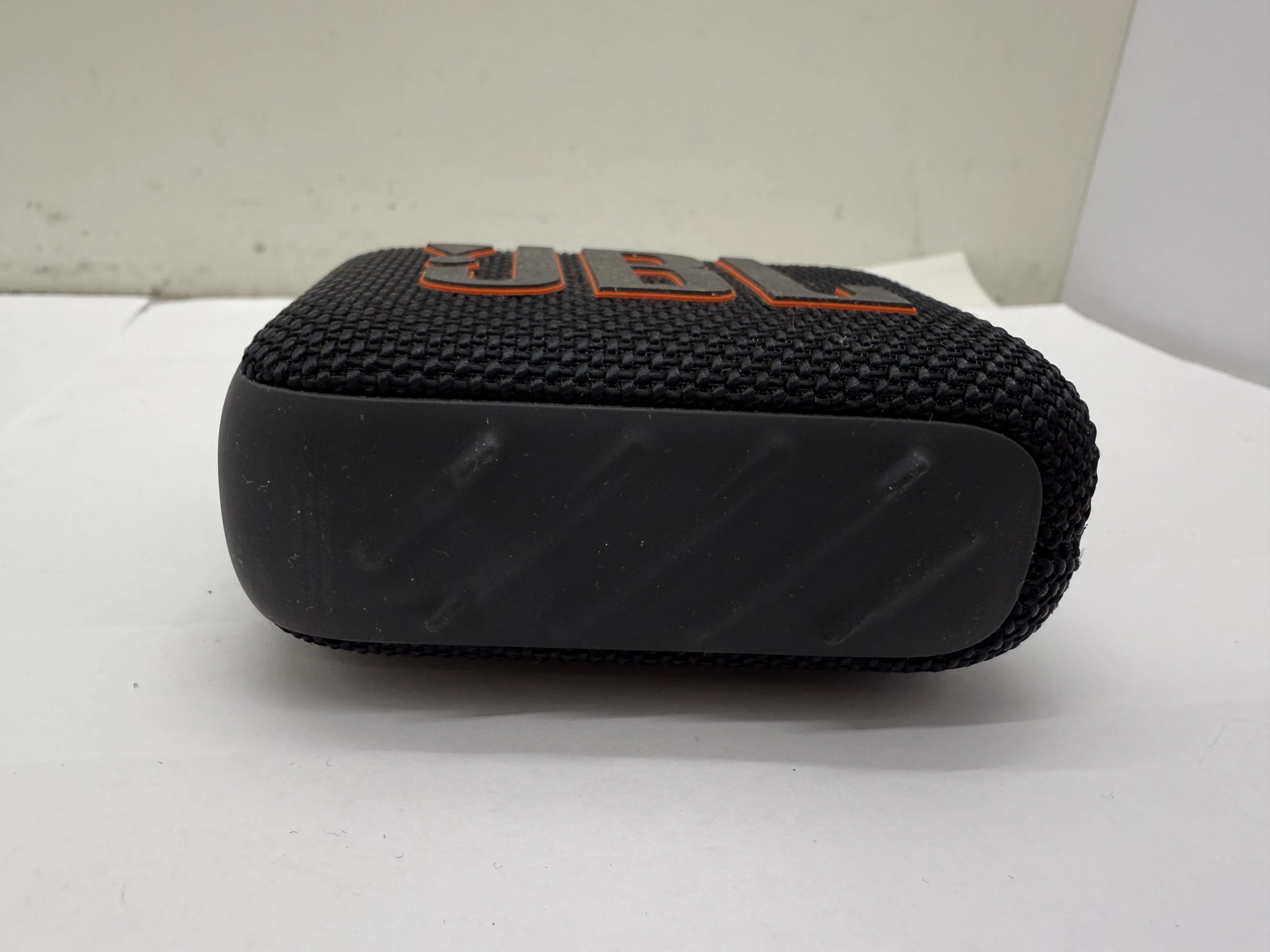 glosnik-jbl-go4-funkcje-221089-4