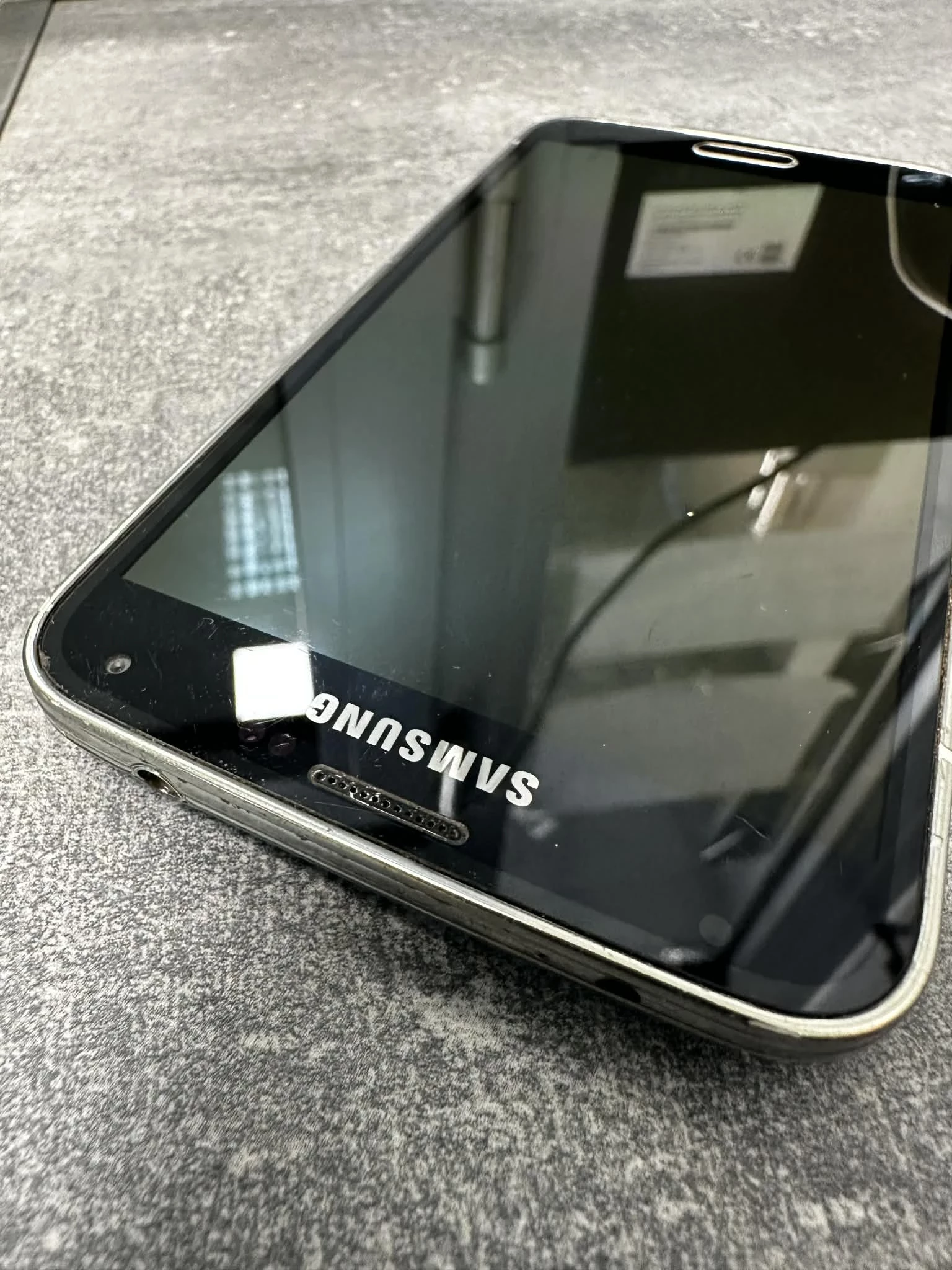 telefon-samsung-galaxy-s5-216-gb-sm-g900f-sam-kod-producenta-sm-g900fd