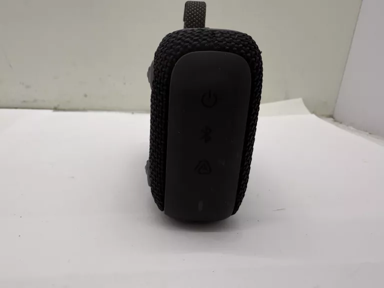 glosnik-jbl-go4-moc-420