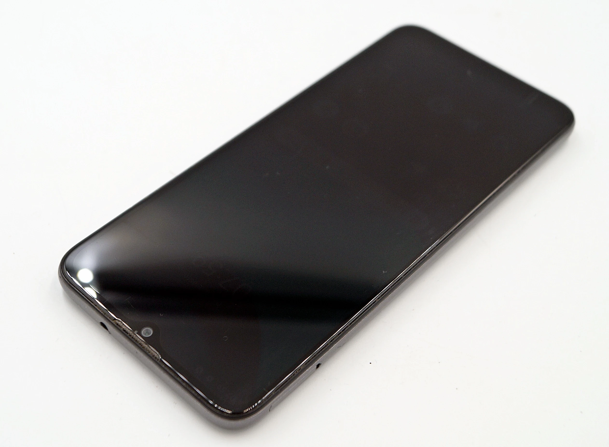 telefon-motorola-moto-e20-232-gb-w-ladnym-stanie-kod-producenta-parx0007pl