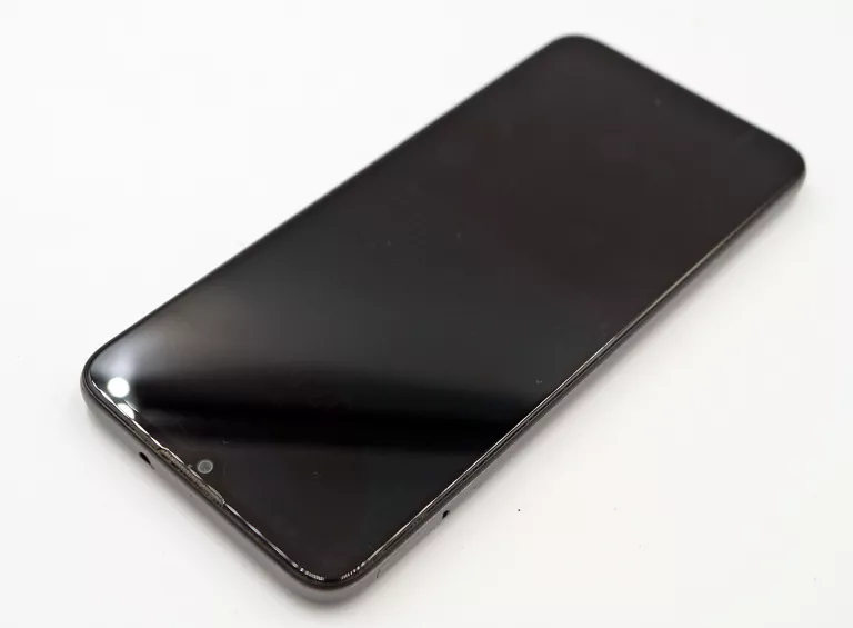 telefon-motorola-moto-e20-232-gb-w-ladnym-stanie-kod-producenta-parx0007pl