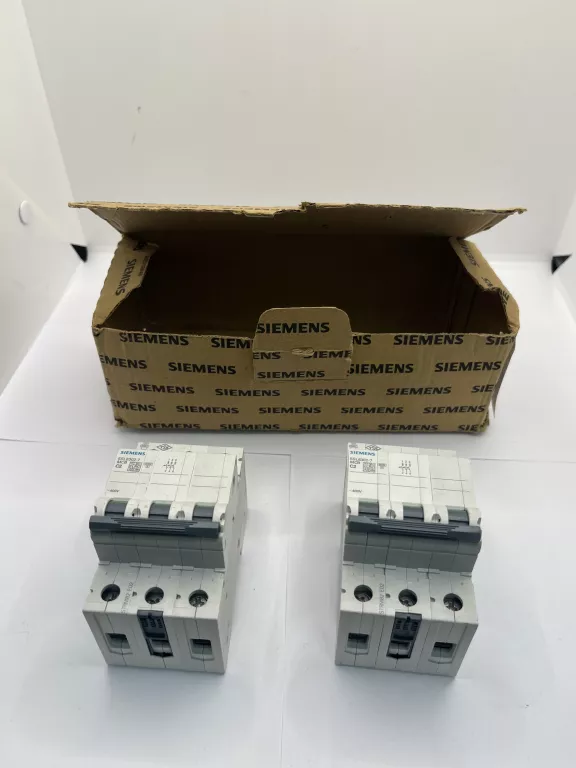 wylacznik-nadpradowy-3p-c-2a-6ka-ac-5sl6302-7-dworcowa-26-bytom