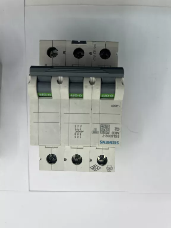 wylacznik-nadpradowy-3p-c-2a-6ka-ac-5sl6302-7-ean-gtin-4001869388694