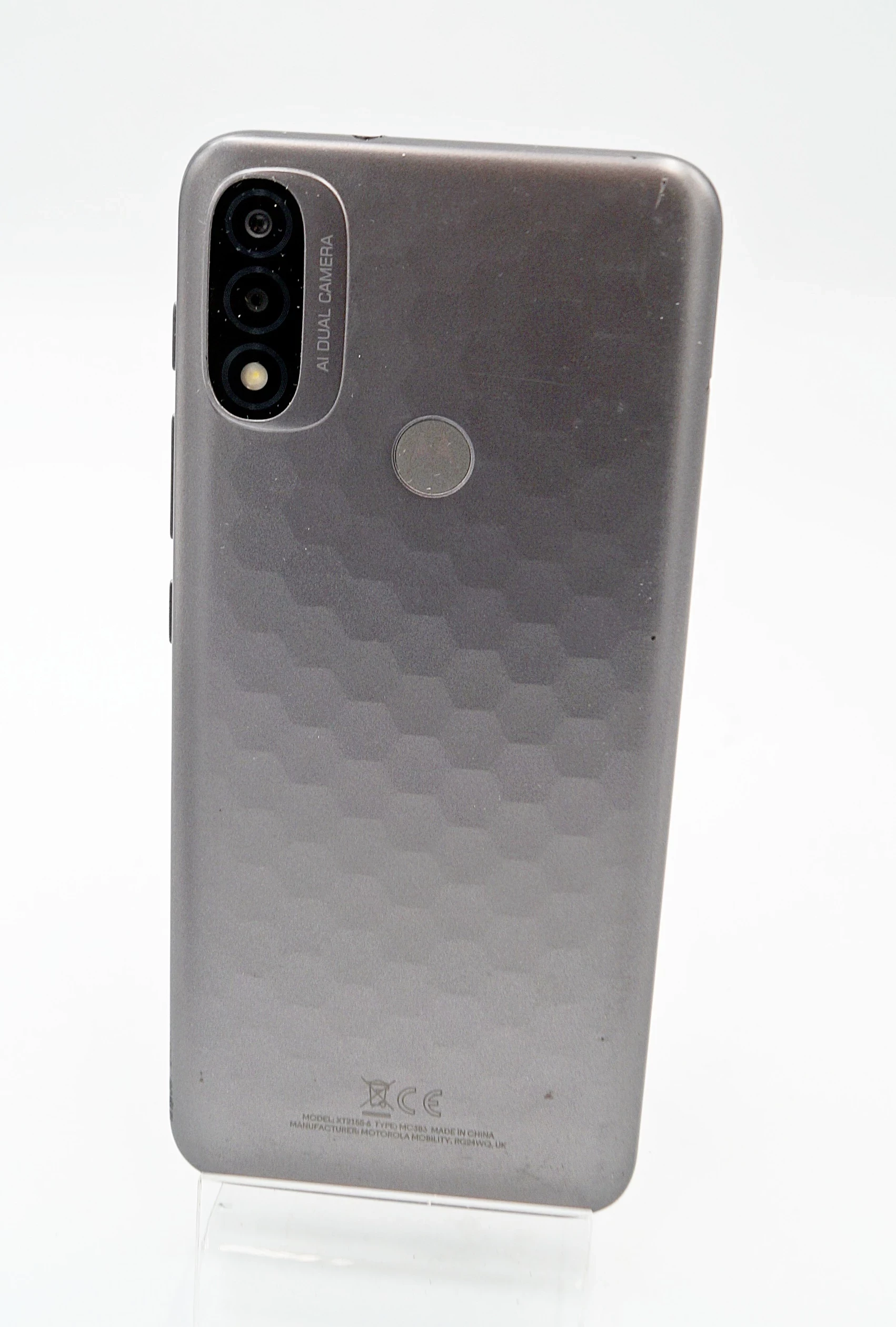 telefon-motorola-moto-e20-232-gb-w-ladnym-stanie-ean-gtin-0840023226151