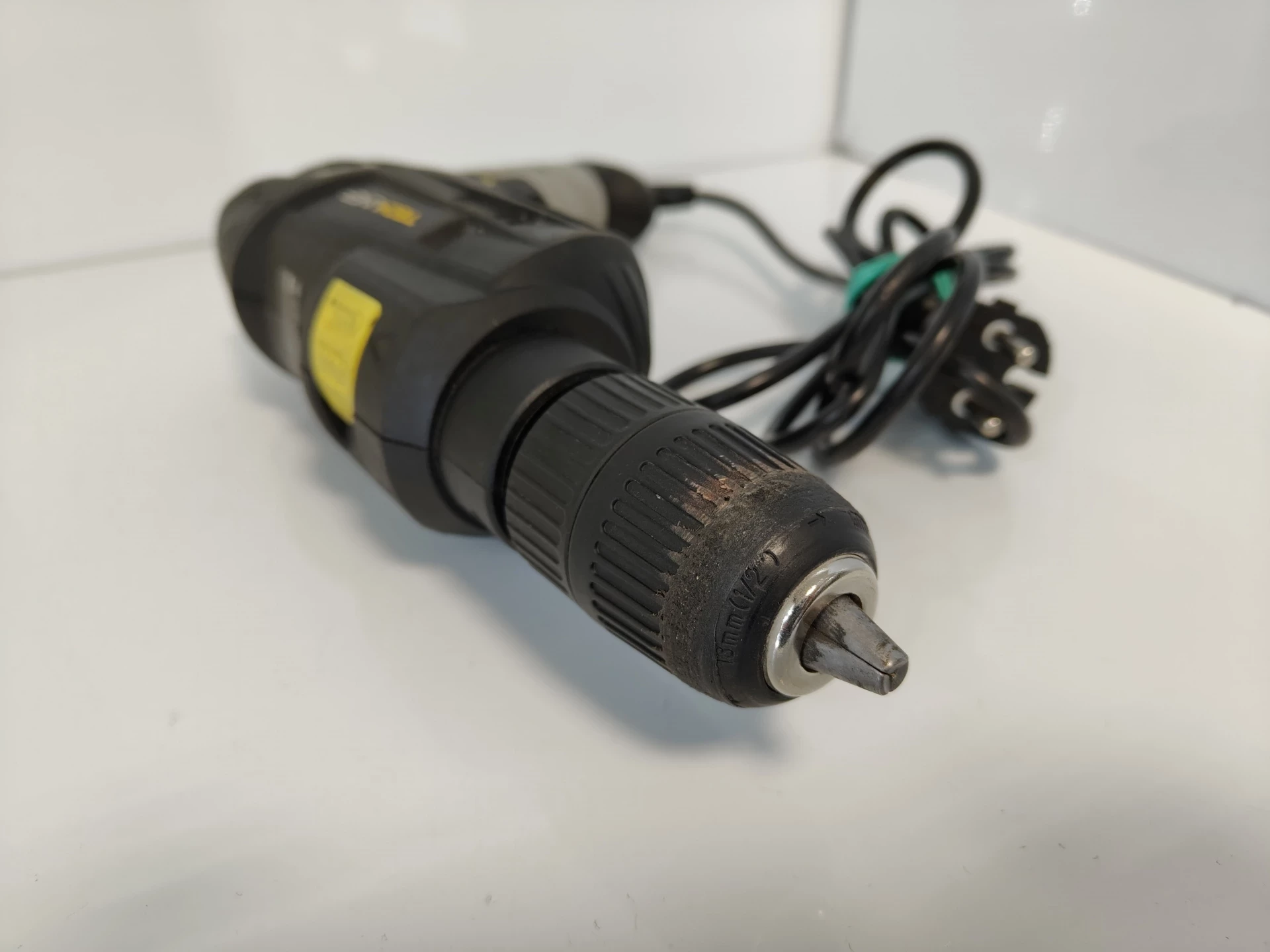 wiertarka-udarowa-techliner-sdgj1-13-1-750w-typ-249188-1120137