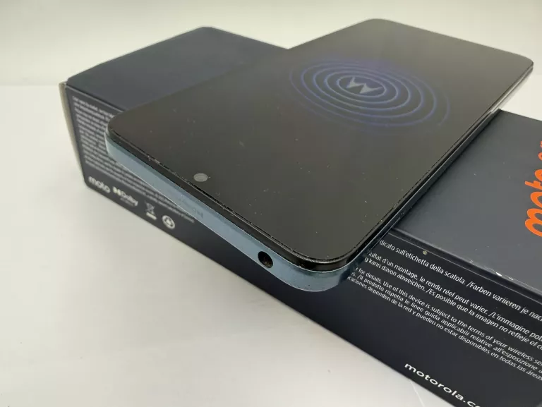 telefon-motorola-moto-e13-typ-202685-212929