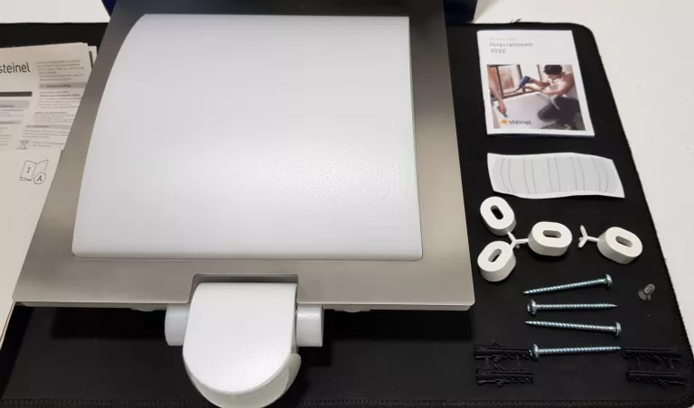 steinel-l-20-s-lampa-elewacyjna-z-czujnikiem-ruchu-180-type-5668-e27-ip44-ean-gtin-4007841566814