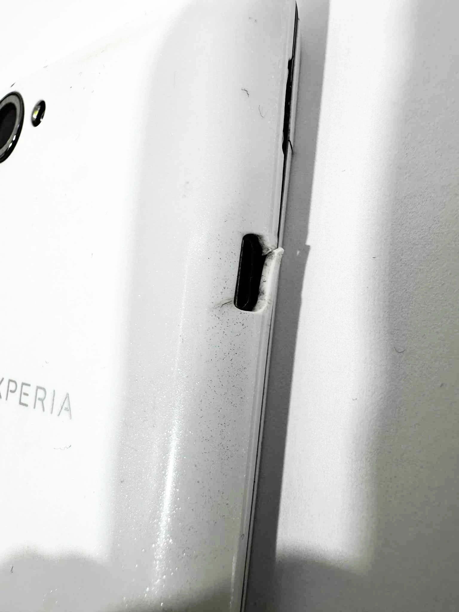 telefon-xperia-c2105-stan-11323-2