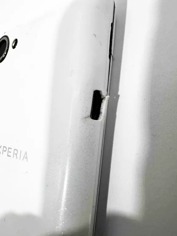 telefon-xperia-c2105-stan-11323-2