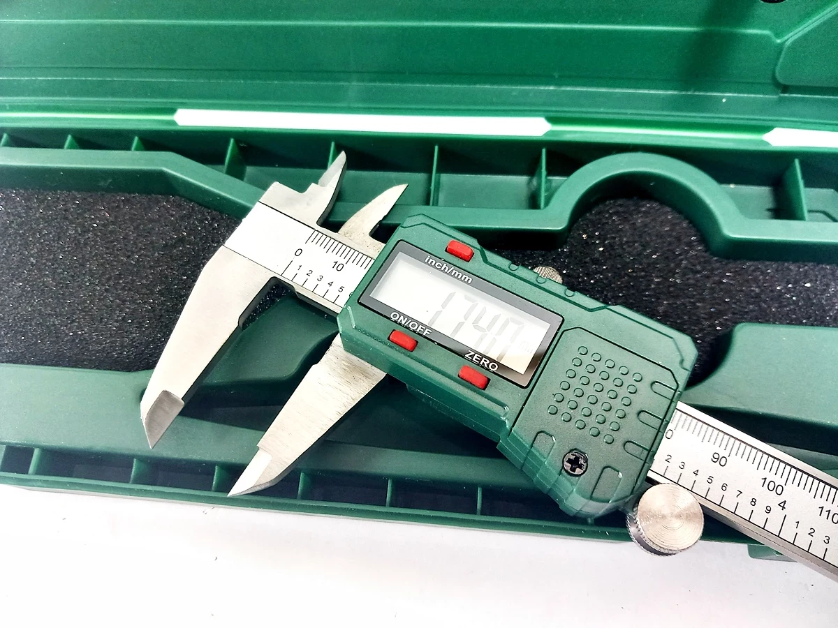 suwmiarka-elektroniczna-parkside-hg10714-kpl-stan-11323-2