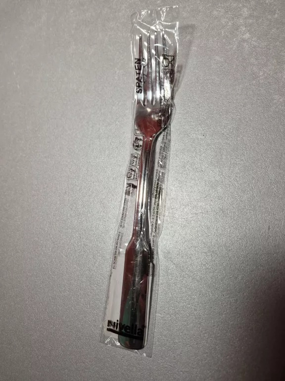 nivella-widelec-stolowy-spaten-emilii-gierczak-35-szczecin-rs