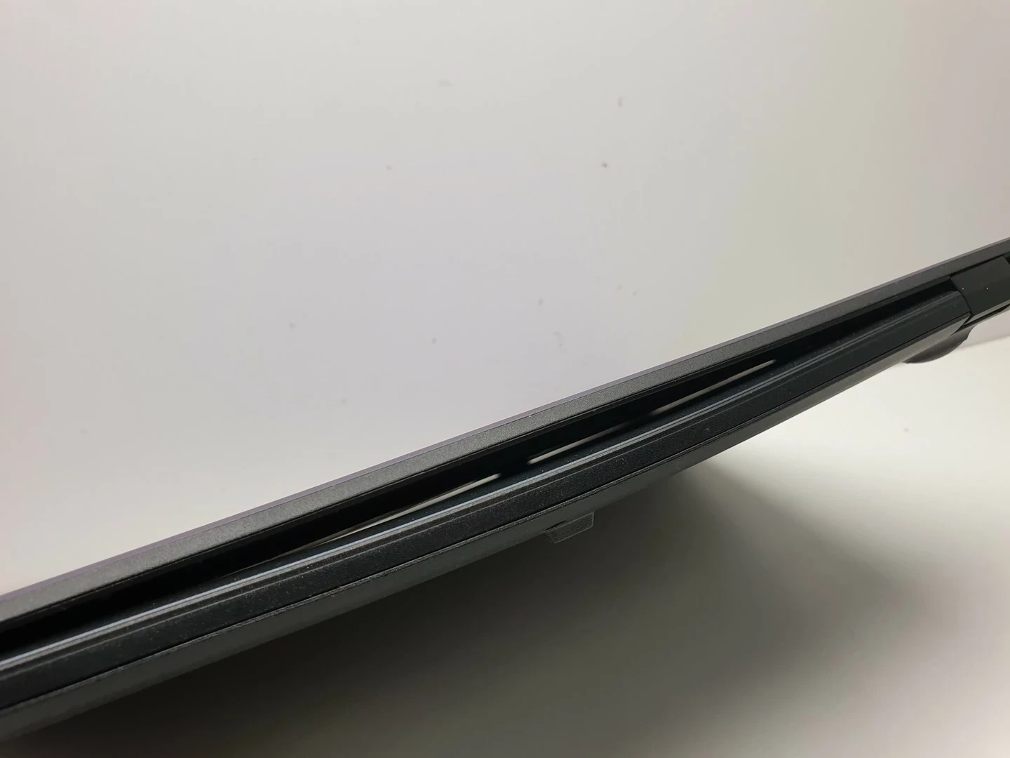 laptop-asus-vivobook-l410m-przekatna-ekranu-14