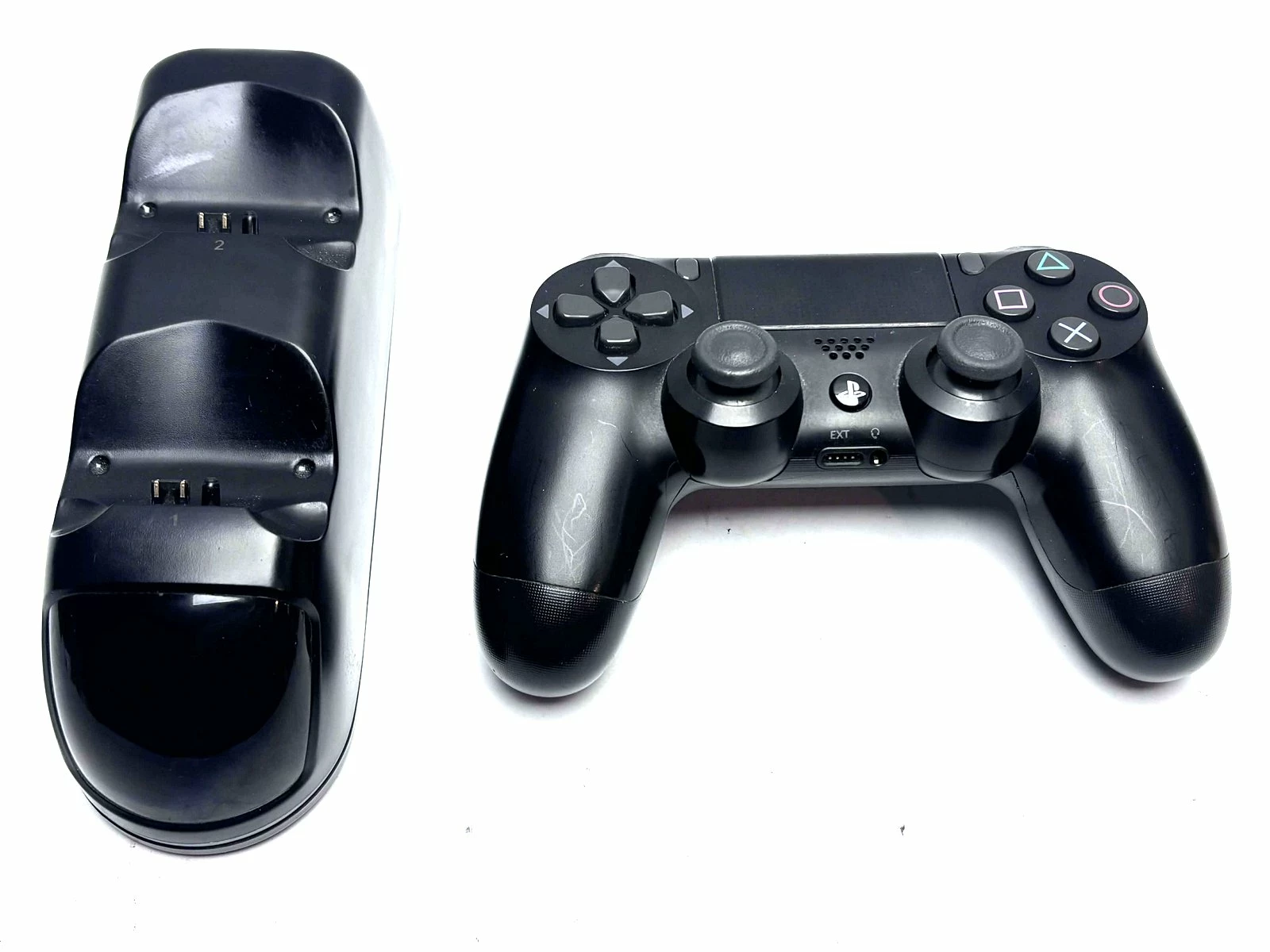 konsola-ps4-pro-1tb-komplet-waga-produktu-400