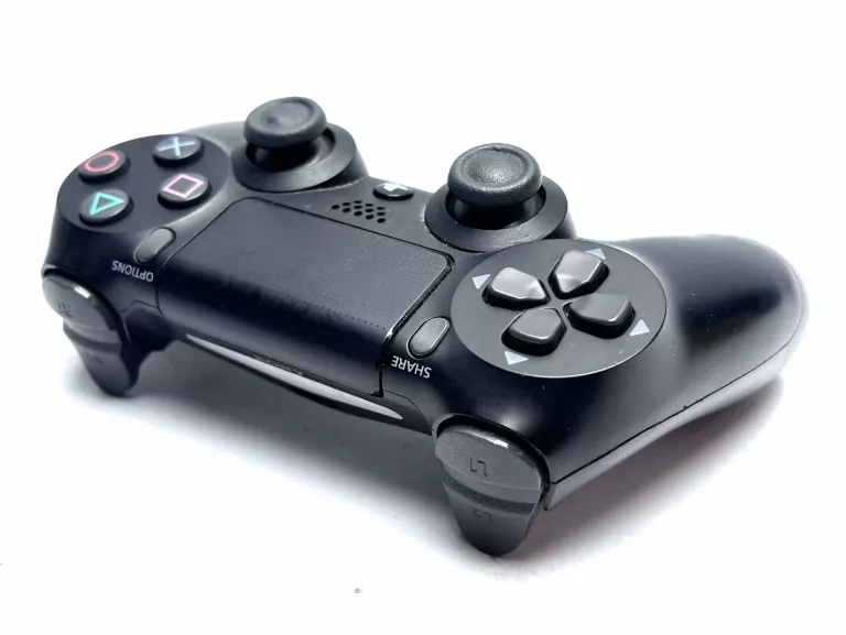 konsola-ps4-pro-1tb-komplet-pad-ladowarka-do-padow-kod-producenta-cuh-7116b