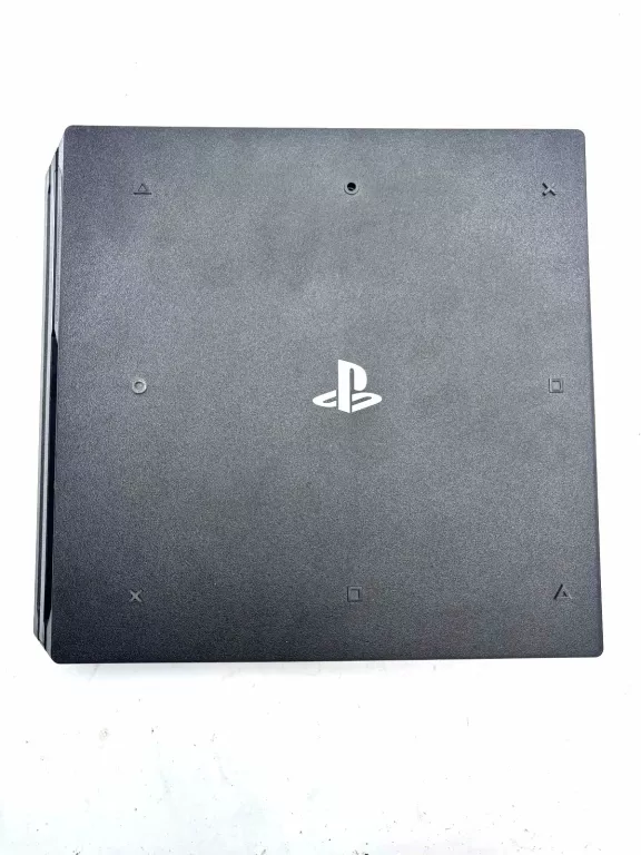 konsola-ps4-pro-1tb-komplet-pad-ladowarka-do-padow-wersja-130590-3