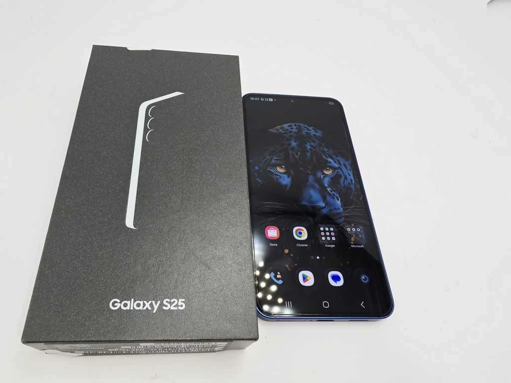 telefon-samsung-galaxy-s25-12-gb-128-gb-stan-11323-2