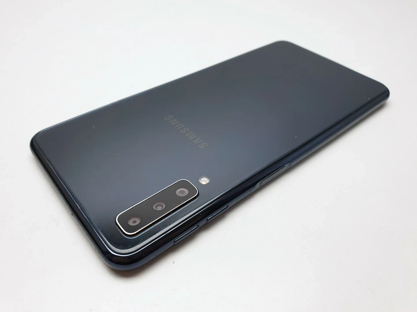 telefon-samsung-a7-2018-pamiec-ram-202865-214121