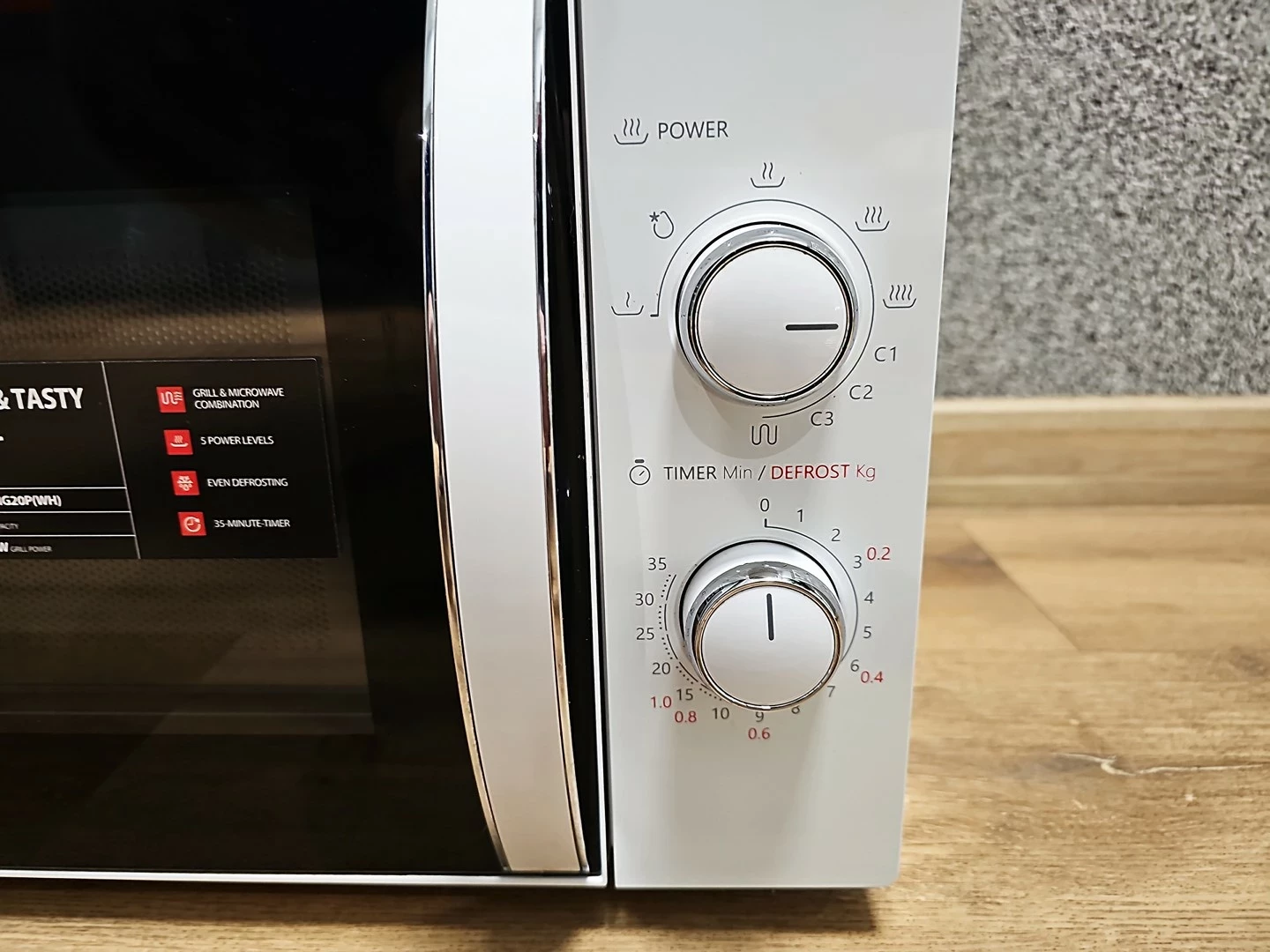 kuchenka-mikrofalowa-toshiba-mwp-mg20pwh-pojemnosc-20000