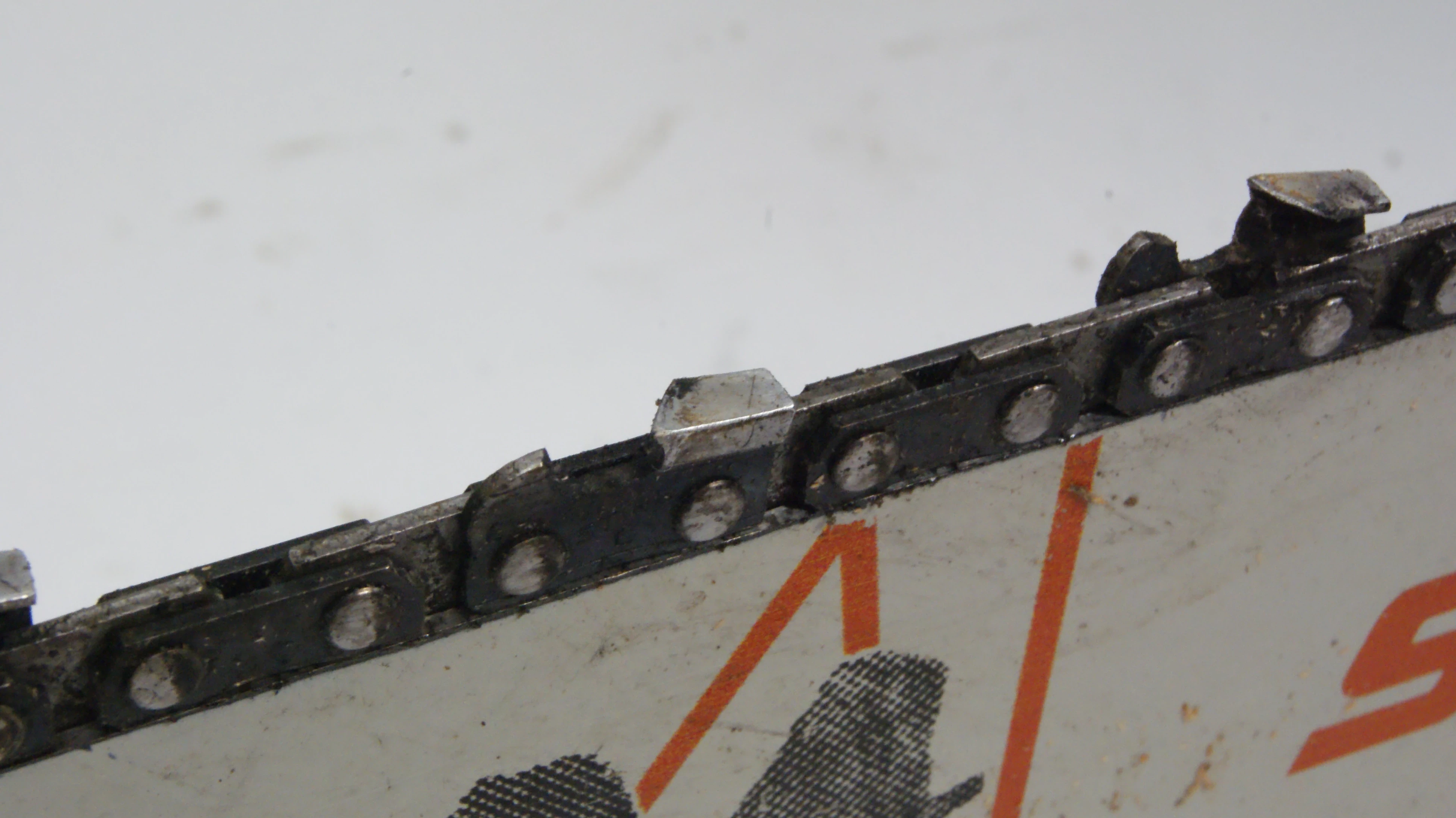 pila-spalinowa-stihl-ms-162-112023-prowadnica-40-cm-kod-producenta-11482000002