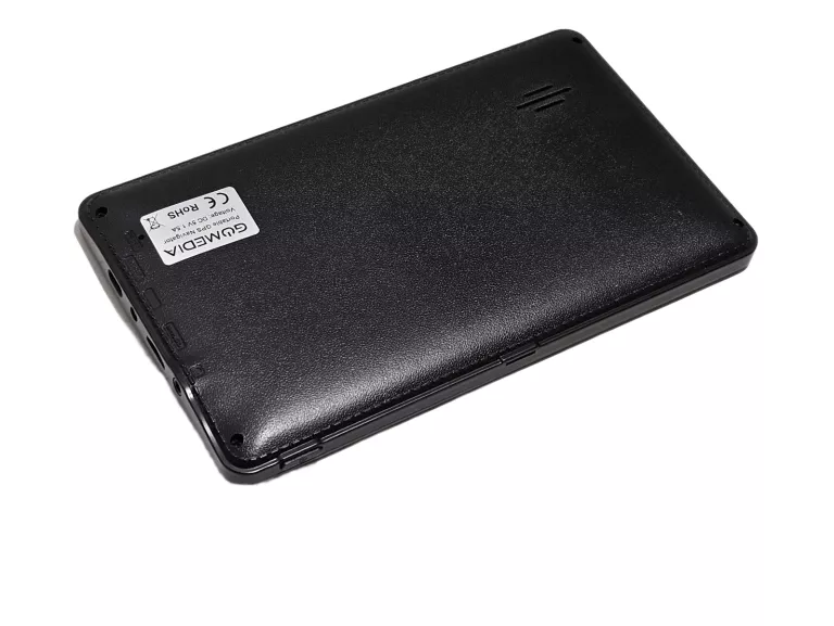 nawigacja-samochodowa-gomedia-7010-przekatna-ekranu-700