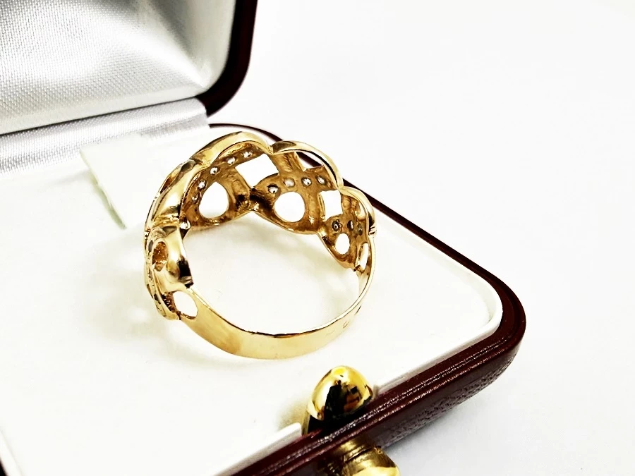 zloty-pierscionek-585-z-cyrkoniami-rozmiar-18-waga-384-rozmiarsrednica-wew-mm-372-18